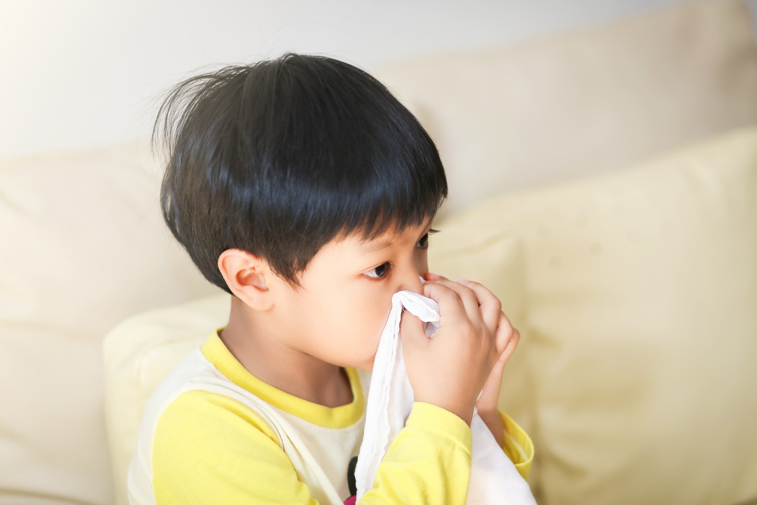 Nguyên nhân gây ốm vặt ở trẻ