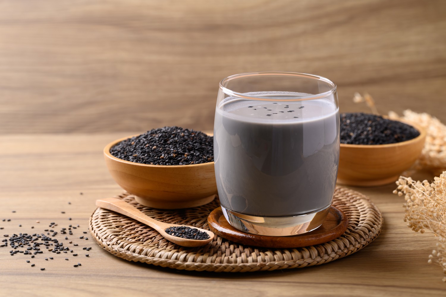 Sữa hạt mè đen bổ sung vitamin E
