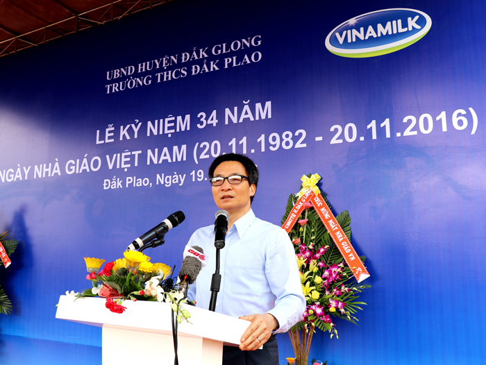 Vinamilk tiên phong mang chương trình Sữa học đường đến với trẻ em Đắk Nông 1