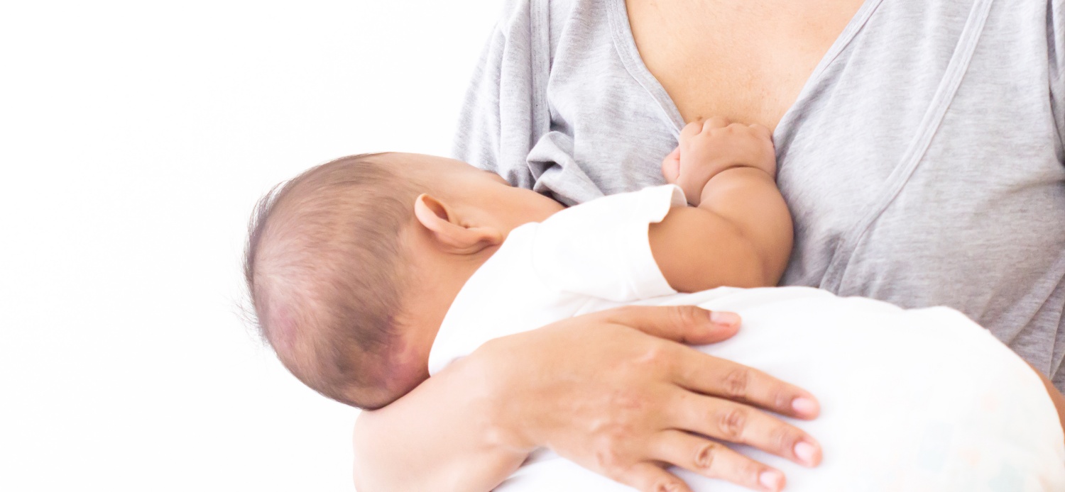 Sữa mẹ là nguồn dinh dưỡng tốt nhất cho trẻ sơ sinh và trẻ nhỏ