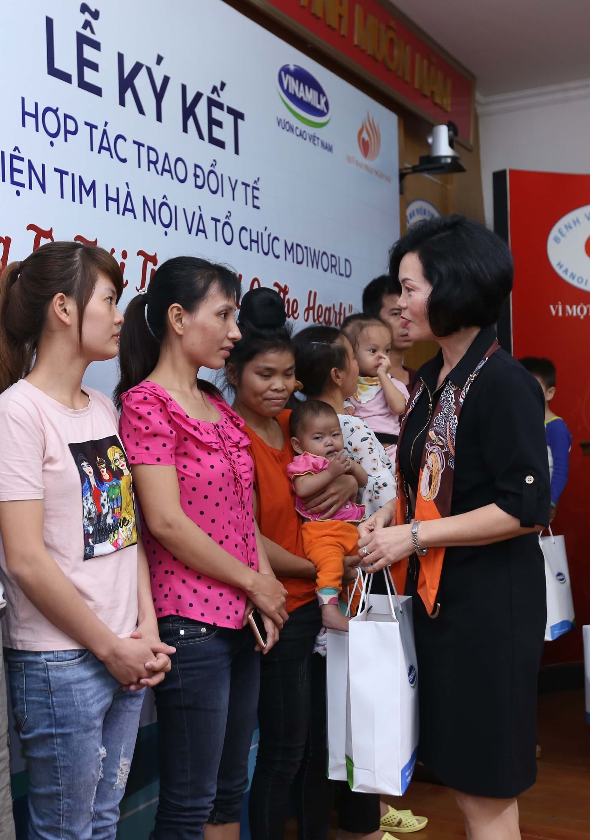 Lễ ký kết hợp tác trao đổi y tế giữa MD1WORLD và bệnh viện tim Hà Nội - Chương trình