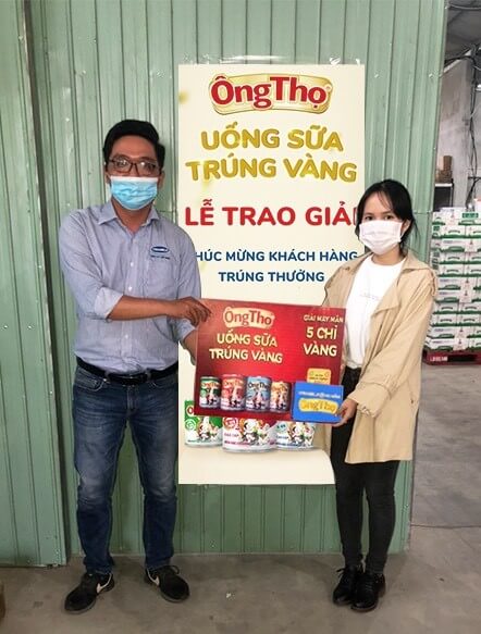 Bình thường mới, người tiêu dùng nhân đôi niềm vui khi bất ngờ trúng 1 lượng vàng từ chương trình “Uống sữa Ông Thọ, trúng vàng” 4