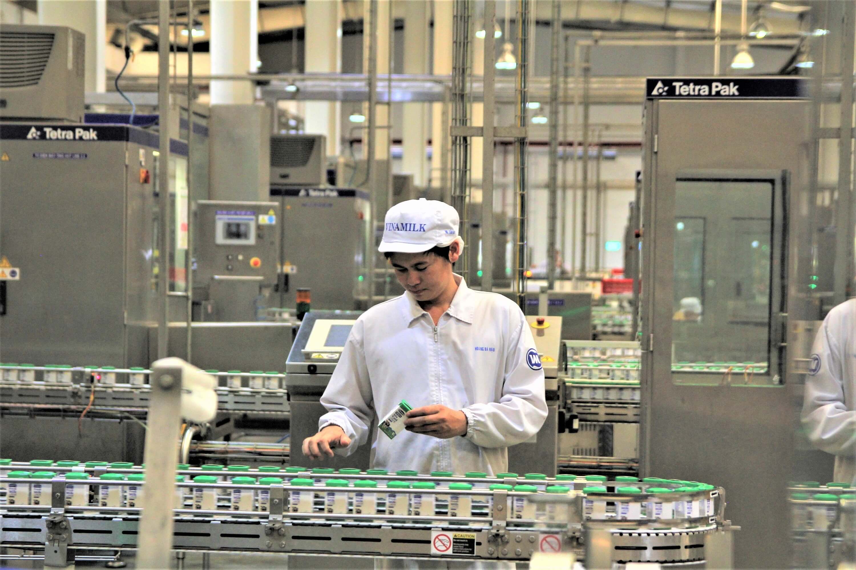 Sữa tươi Vinamilk 100% – Thương hiệu sữa tươi dẫn đầu thị trường Việt Nam 2