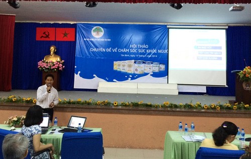 Vinamilk chăm sóc sức khỏe cho người cao tuổi ở TP.HCM 3