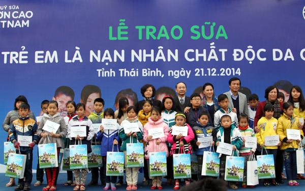 Chung tay xoa dịu nỗi đau da cam cho trẻ em ở Thái Bình 2