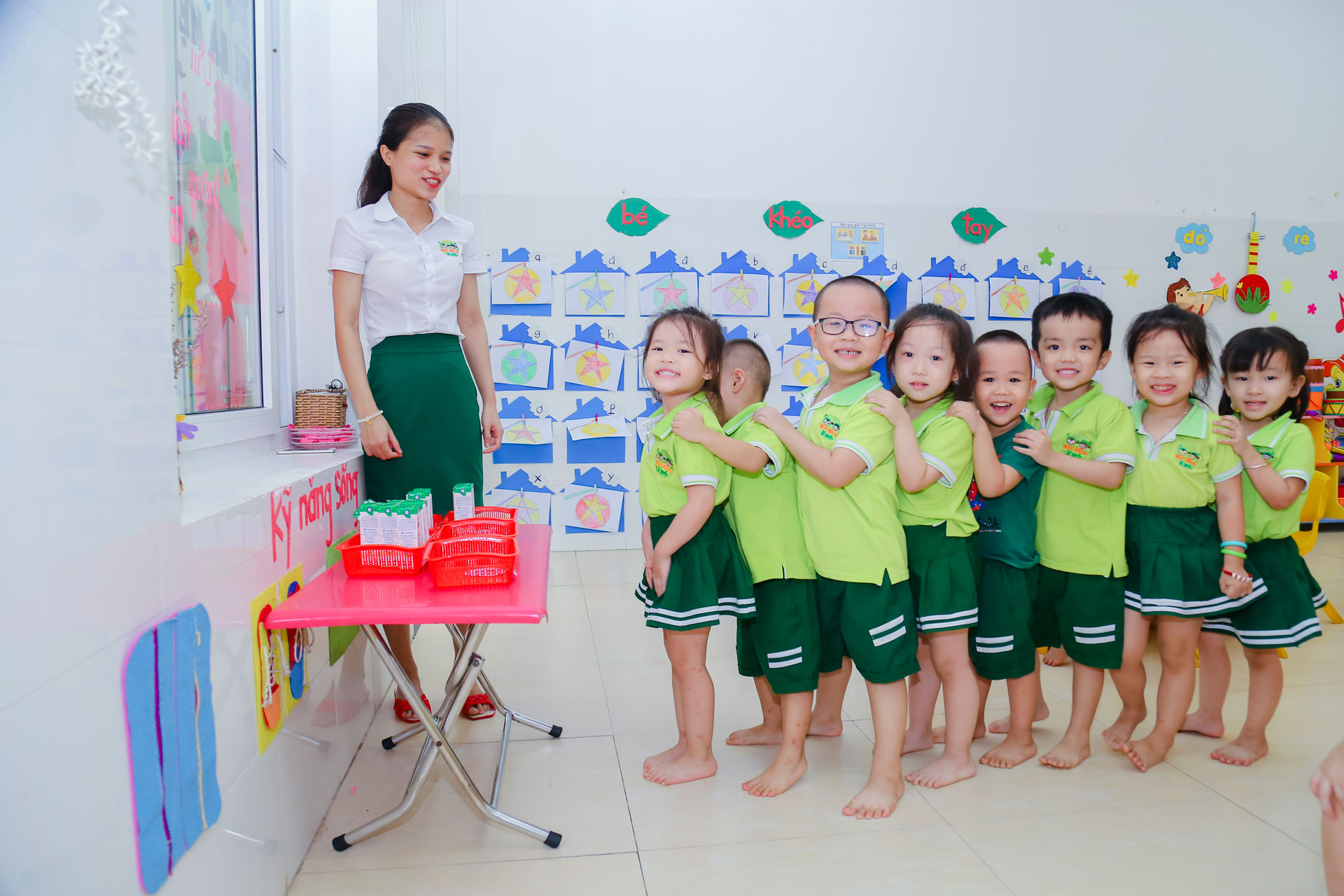 Tâm sự ngày 20/11: Không chỉ dạy chữ mà thầy cô còn là các 'chuyên gia' dinh dưỡng! 4