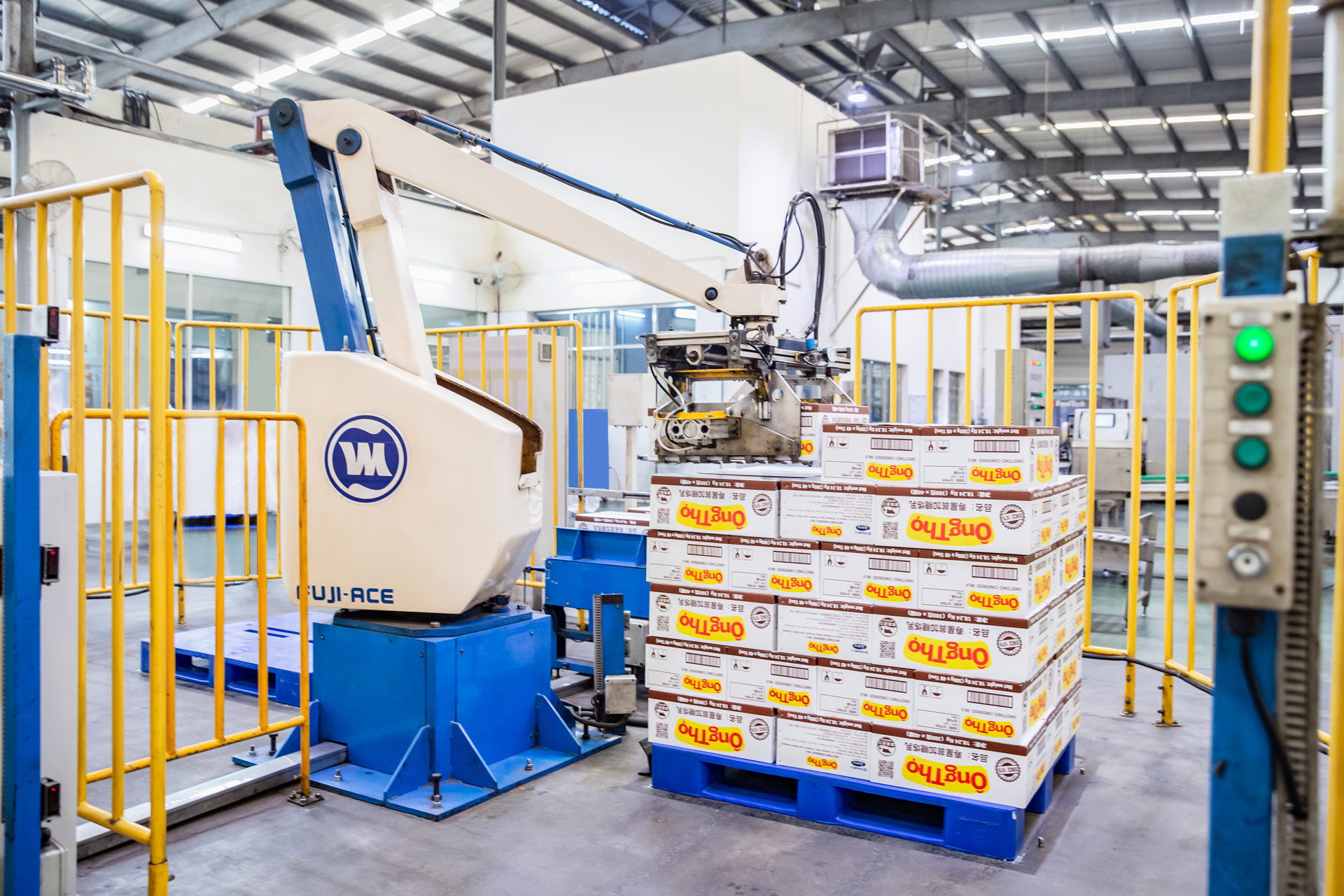 Vượt trở ngại covid, Vinamilk xuất khẩu sữa qua Trung Quốc 4