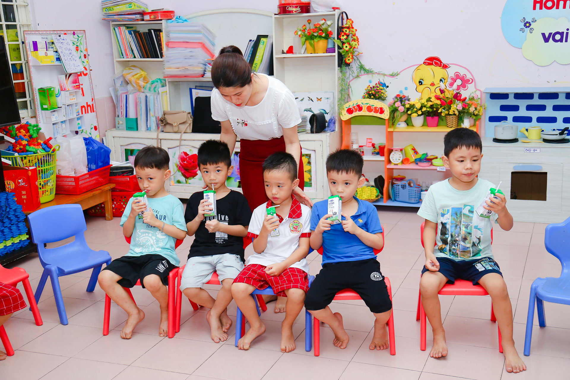 Tâm sự ngày 20/11: Không chỉ dạy chữ mà thầy cô còn là các 'chuyên gia' dinh dưỡng! 5