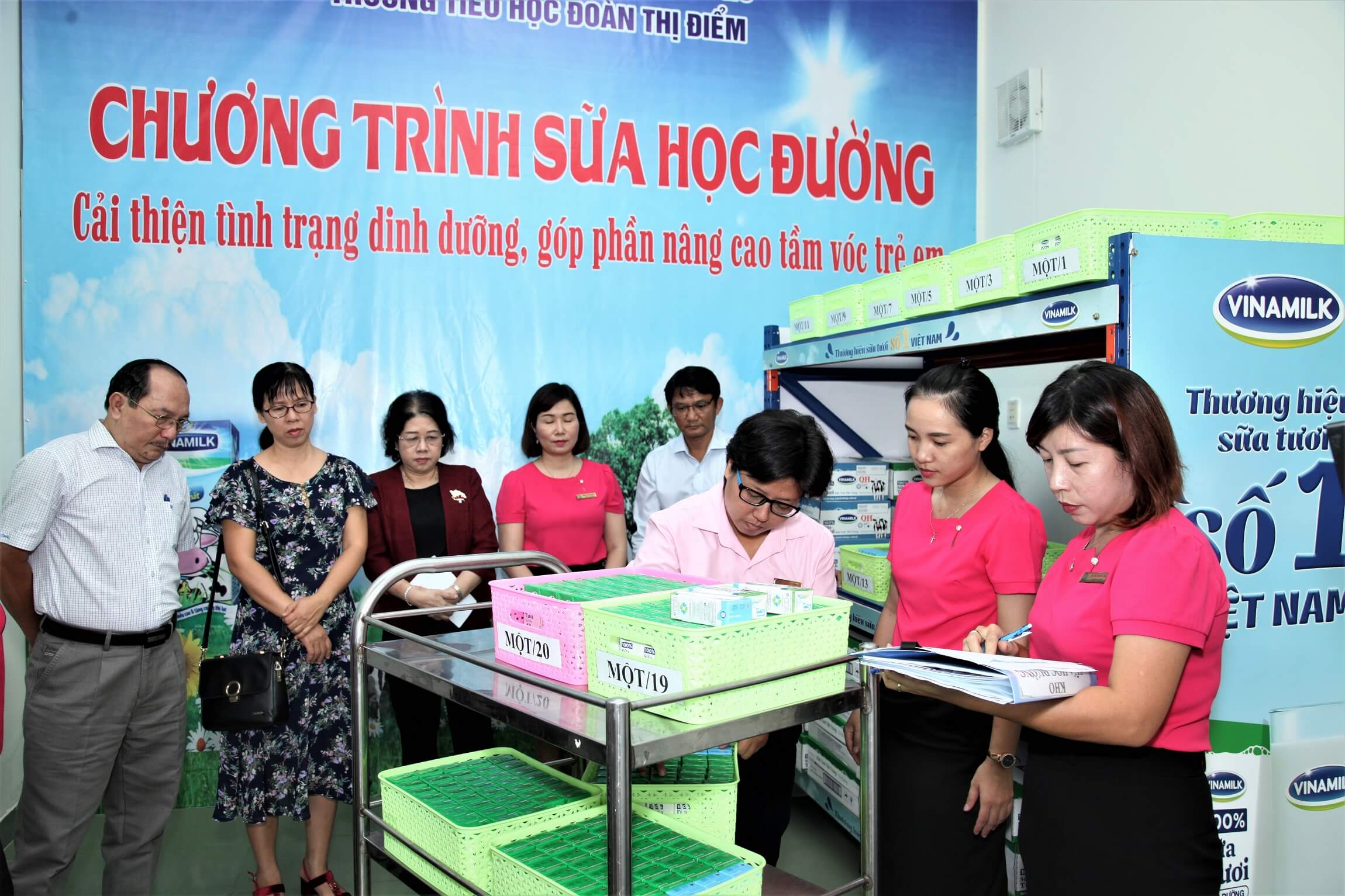 Sữa học đường TPHCM đã bắt đầu “vào nhịp” chỉ sau 2 tuần triển khai 4