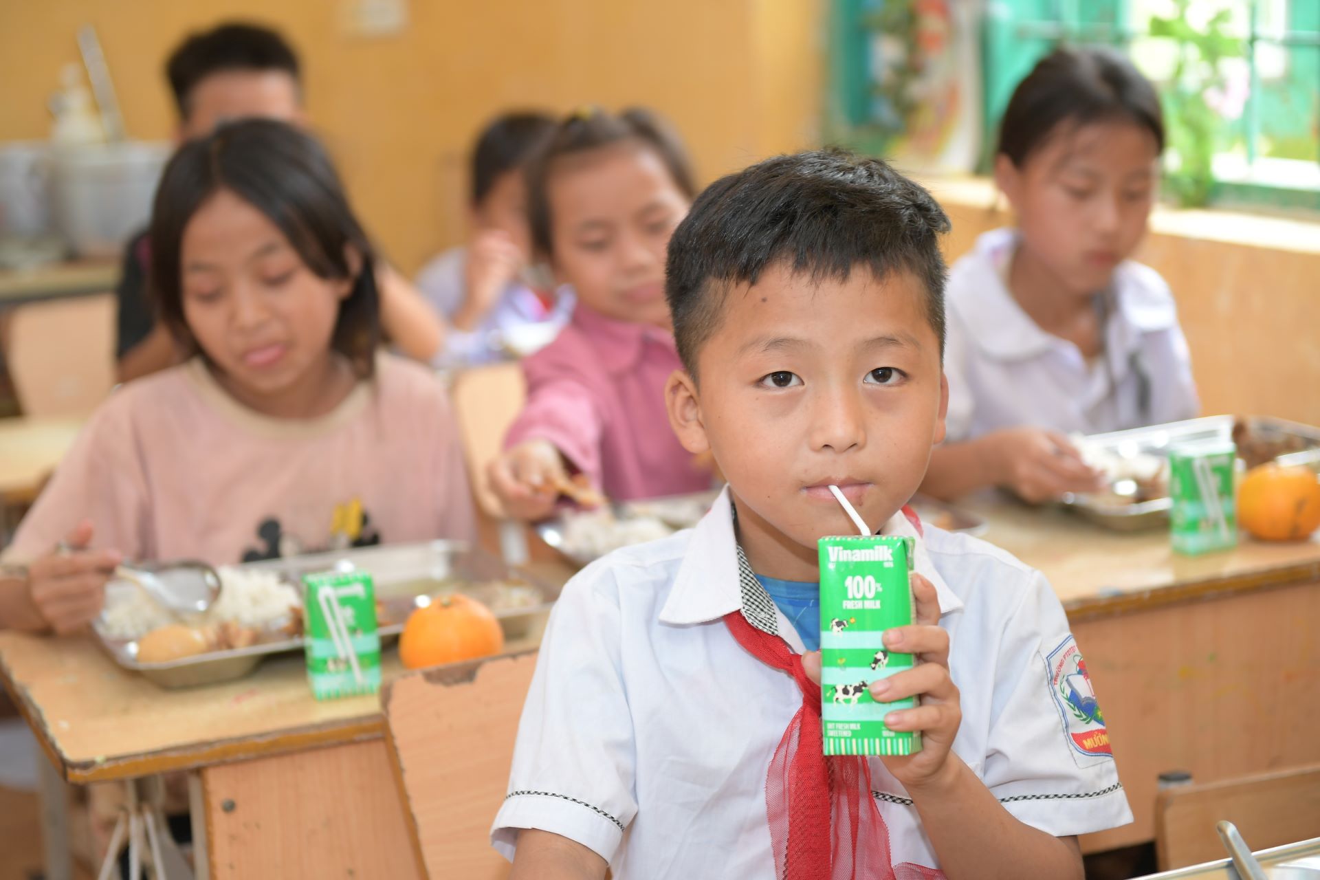 VINAMILK & QUỸ SỮA VƯƠN CAO VIỆT NAM NĂM THỨ 17: THÊM NHIỀU BỮA ĂN CÓ SỮA CHO TRẺ EM 3