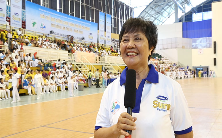 VINAMILK SURE PREVENT tiếp tục hành trình tư vấn dinh dưỡng cho 1 triệu người cao tuổi xác lập kỷ lục đồng diễn sinh tại Việt Nam 6