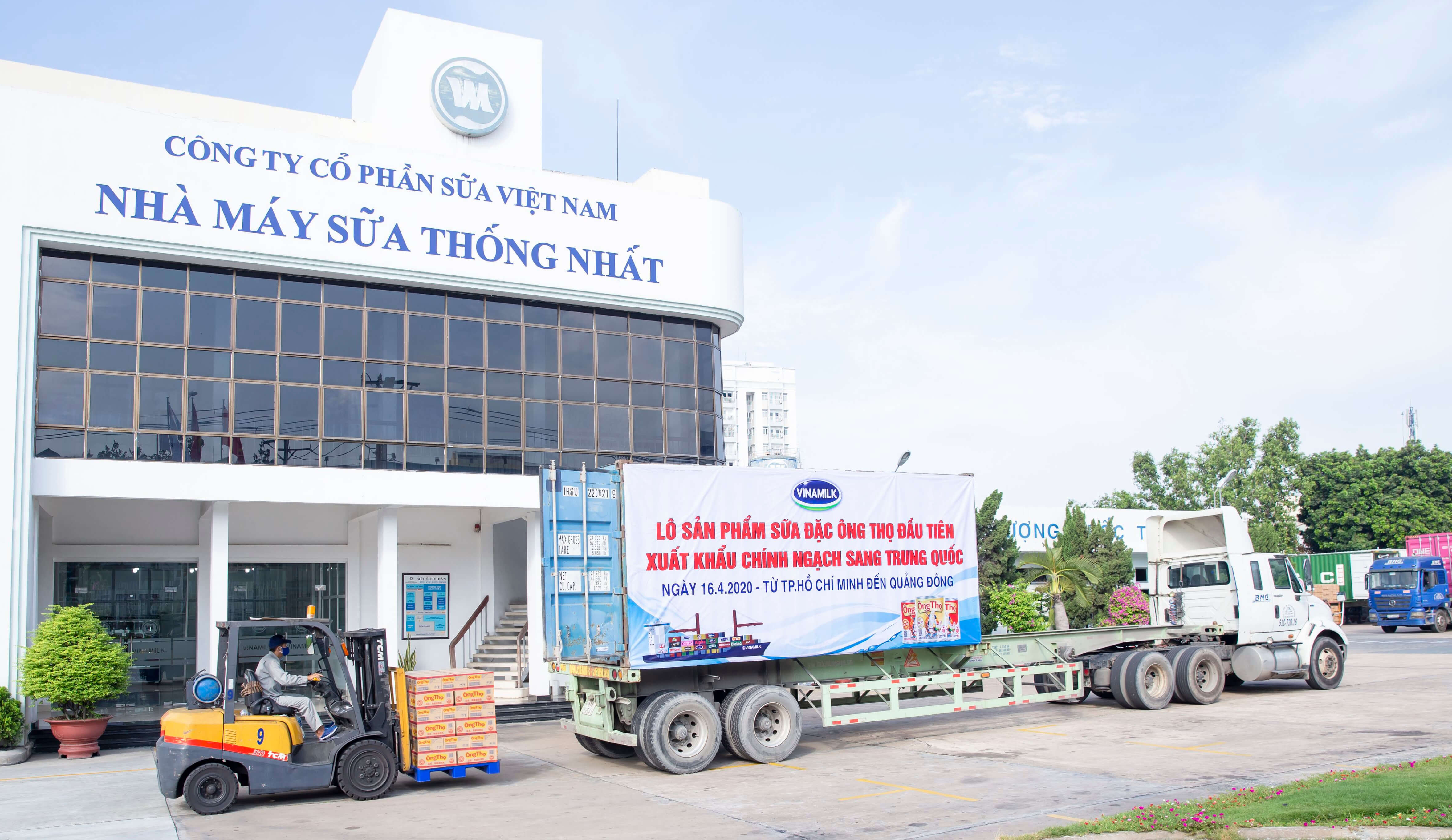 Vinamilk là doanh nghiệp đầu tiên của Việt Nam được cấp phép xuất khẩu sản phẩm sữa vào Nga và các nước liên minh kinh tế Á Âu 5