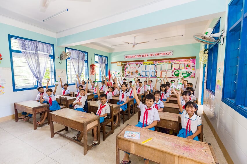 Nhân rộng niềm vui mang tên “Sữa học đường” 18