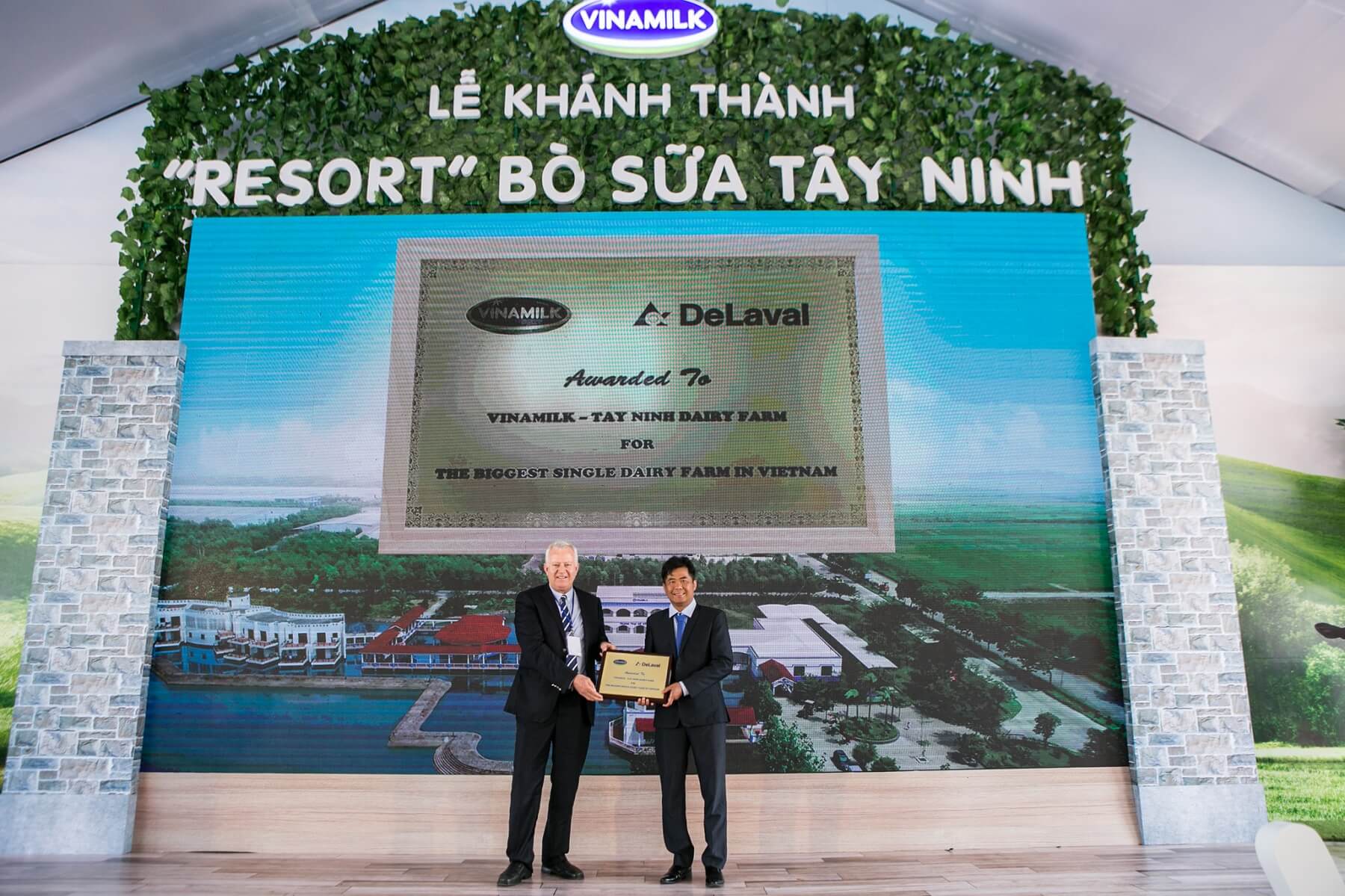 Resort bò sữa Vinamilk Tây Ninh - Ngôi nhà của những cô bò hạnh phúc 2