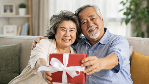Bố mẹ ở từng độ tuổi sẽ có nhu cầu khác nhau về quà tặng