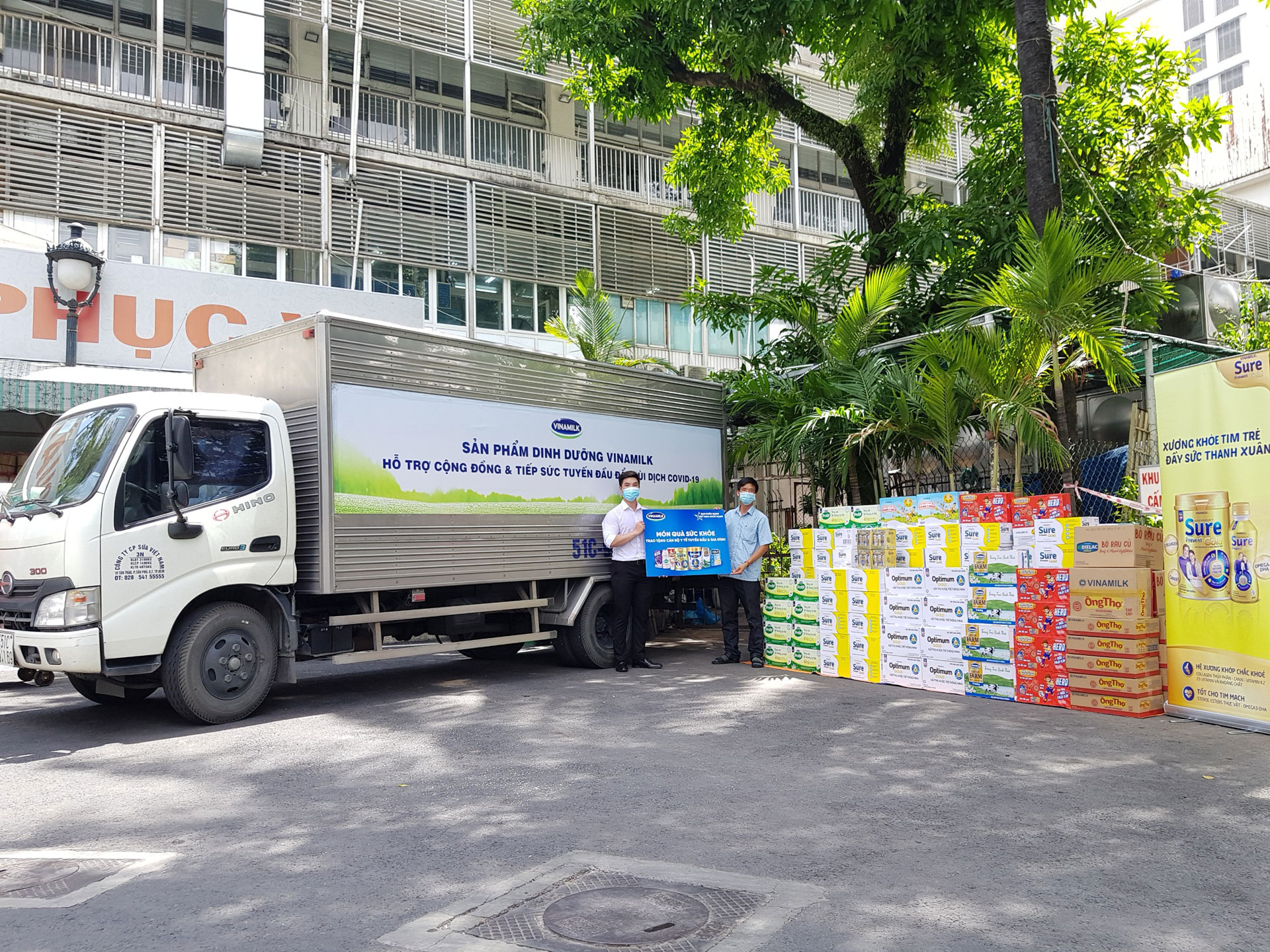 Sinh nhật 45 năm, Vinamilk thực hiện chương trình nhằm trợ giá, trao tặng món quà sức khỏe đến người tiêu dùng 3