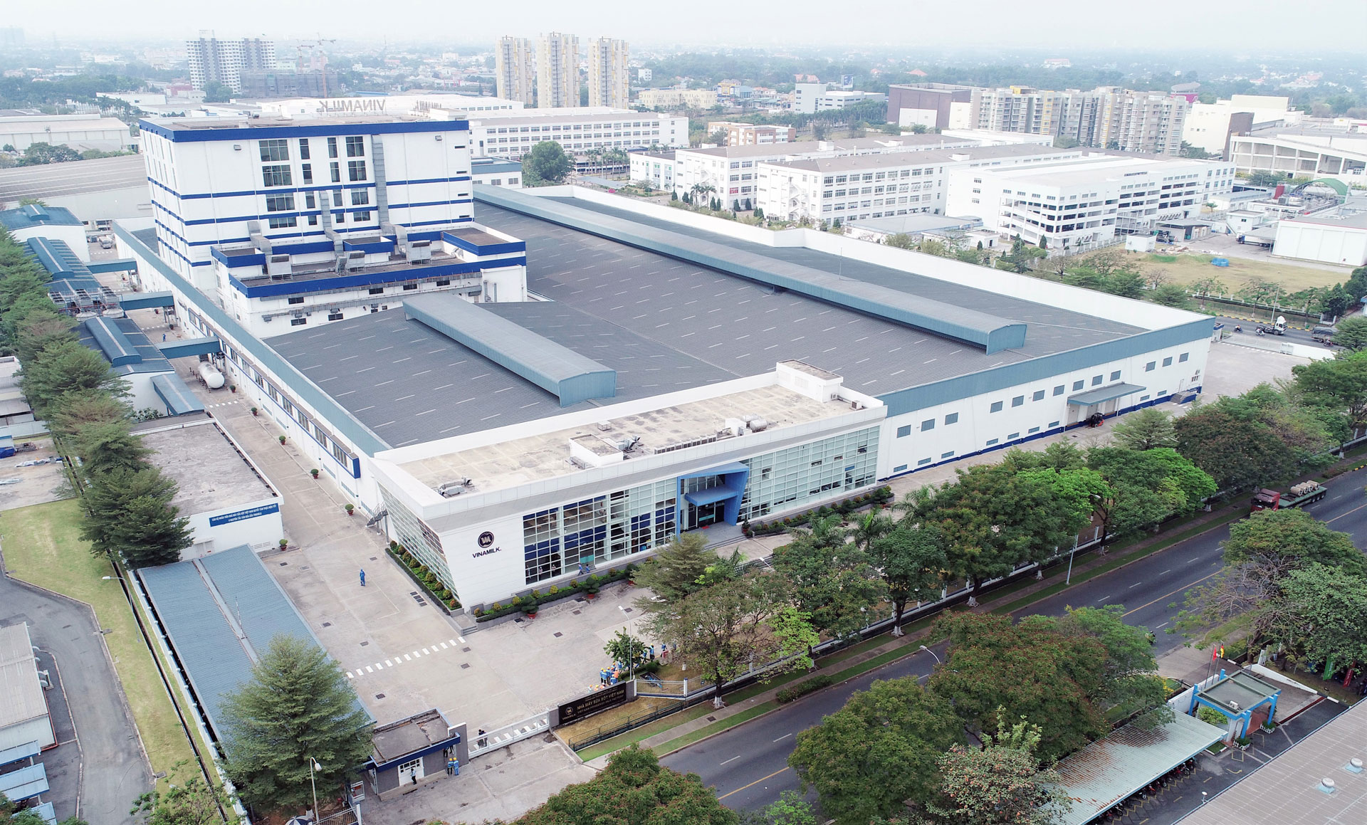 Bộ ba dưỡng chất đặc biệt trong sữa bột trẻ em có tổ yến mới của Vinamilk 3