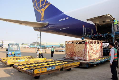 28 chuyến bay đặc biệt của Vinamilk 1