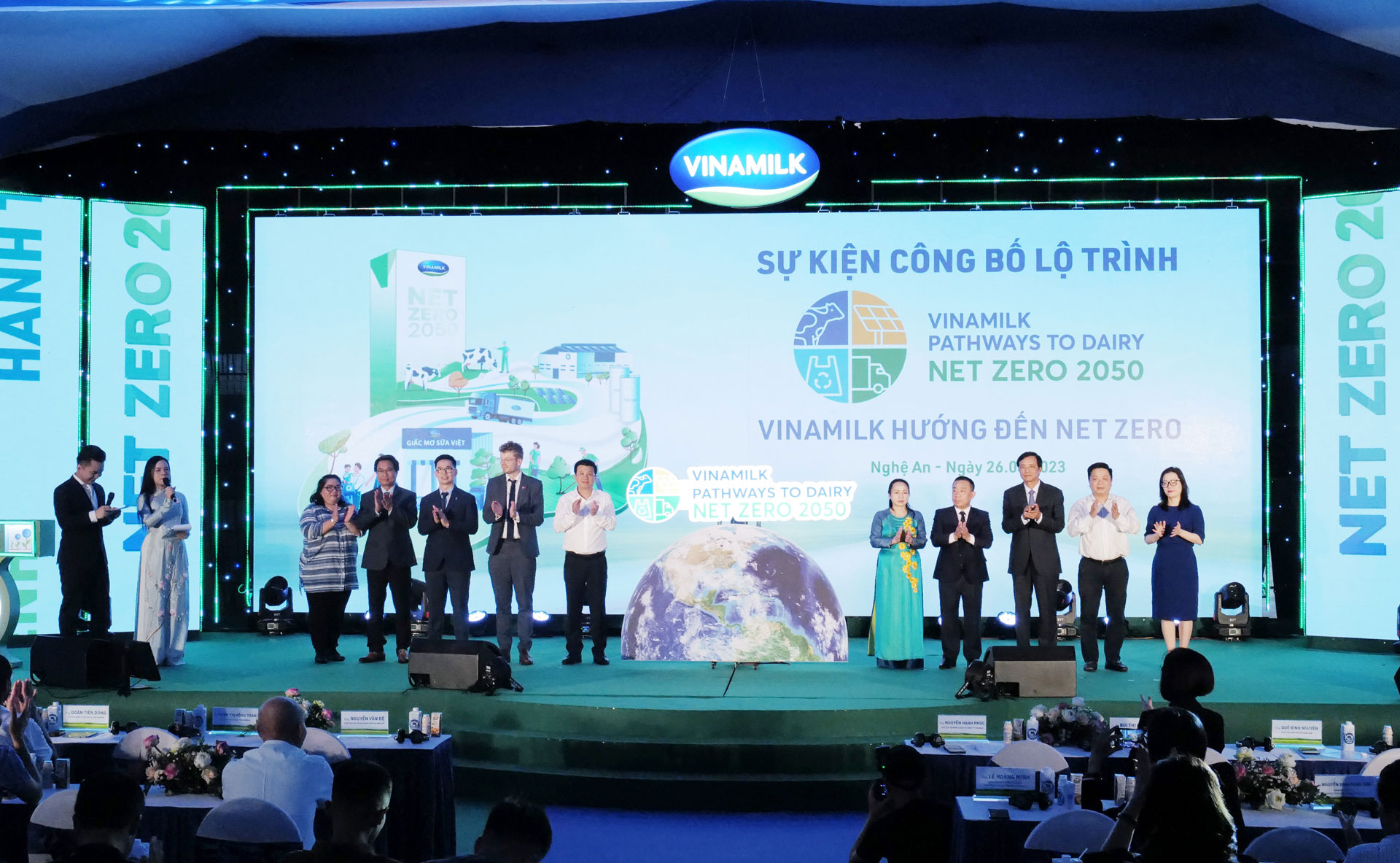 Vinamilk là đại diện duy nhất của Đông Nam Á thuộc Top 5 thương hiệu sữa có tính bền vững cao nhất toàn cầu 5